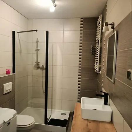 Zielone Tarasy Z Ogrodkiem Apartment