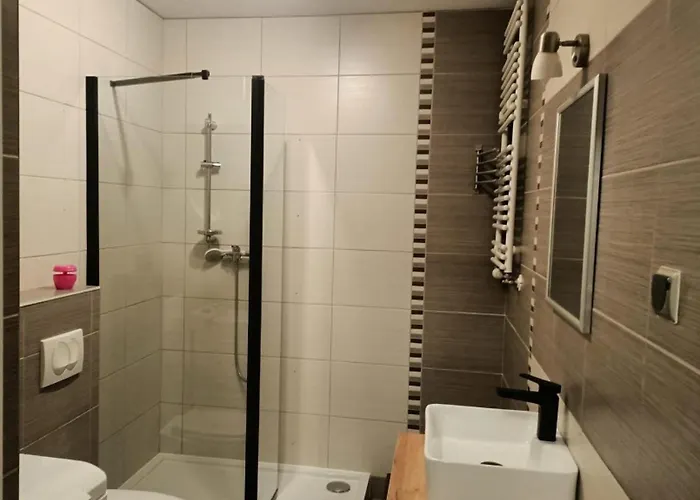 Zielone Tarasy Z Ogrodkiem Apartment