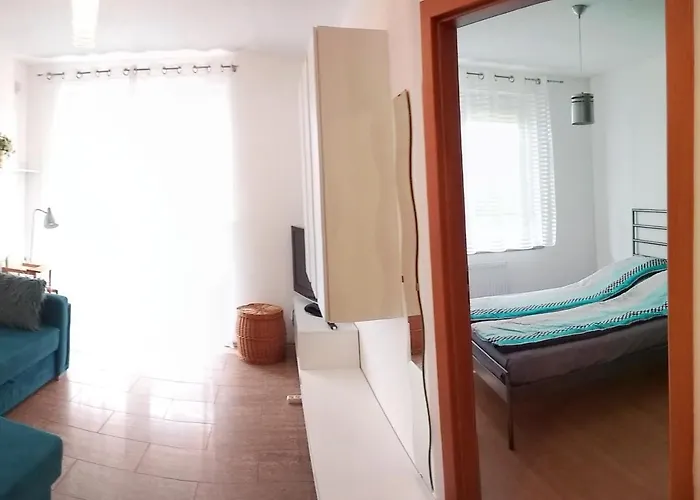 Apartment Zielone Tarasy Z Ogrodkiem Kolobrzeg